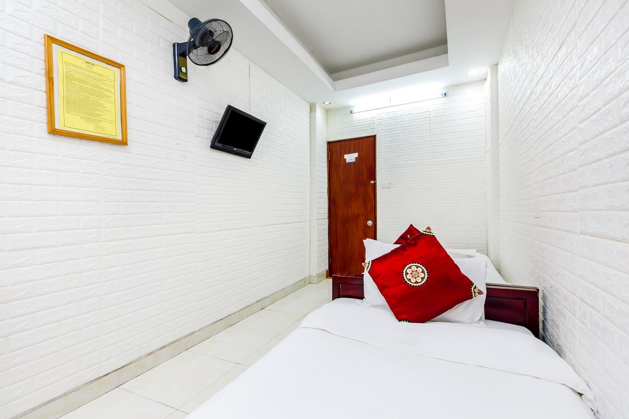 Oyo 604 Queen Hotel Spot-On Hanói Exterior foto